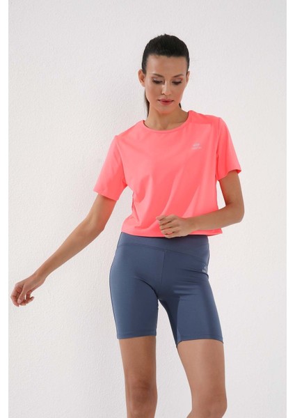 Neon Pembe Basic Kısa Kol Standart Kalıp O Yaka Kadın Crop Top T-Shirt - 97143