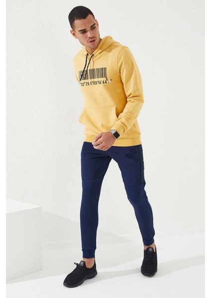 Hardal Nakışlı Kanguru Cep Standart Kalıp Kapüşonlu Erkek Sweatshirt - 87839