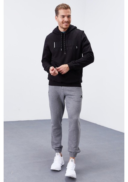 Siyah Nakışlı Kanguru Cep Standart Kalıp Kapüşonlu Erkek Sweatshirt - 87839