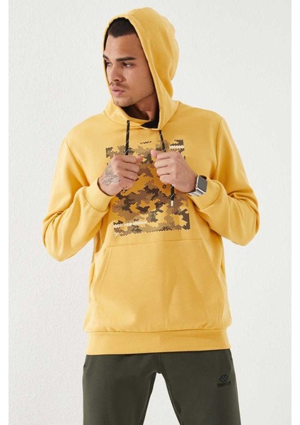 Hardal Kamuflaj Desen Baskılı Standart Kalıp Kapüşonlu Erkek Sweatshirt - 87884
