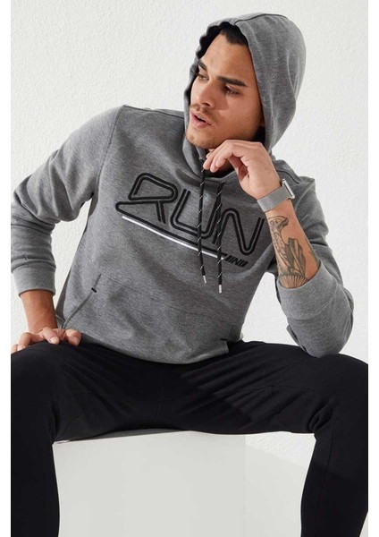 Gri Melanj Yazı Nakışlı Standart Kalıp Kapüşonlu Erkek Sweatshirt - 87887