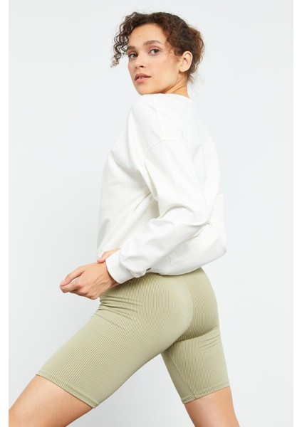 Ekru Basic Rahat Form O Yaka Kadın Sweatshirt - 97114