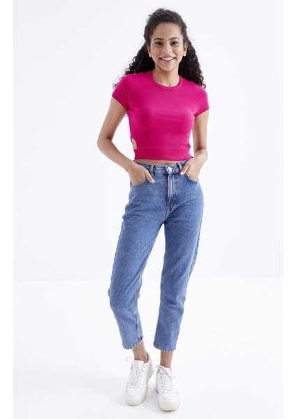 Fuşya Basic Yanı Pencereli O Yaka Kadın Crop Top T-Shirt - 97207