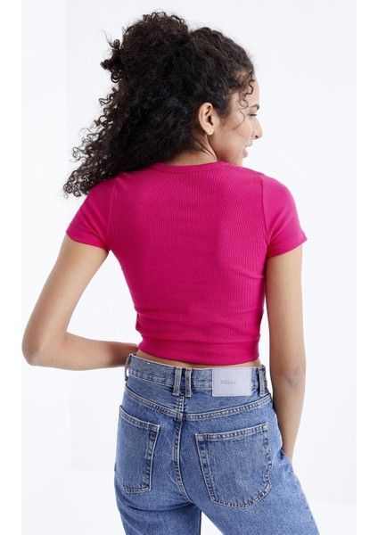 Fuşya Basic Yanı Pencereli O Yaka Kadın Crop Top T-Shirt - 97207