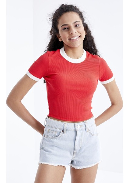 Nar Çiçeği Basic Kol Detaylı O Yaka Kadın Crop Top T-Shirt - 97200