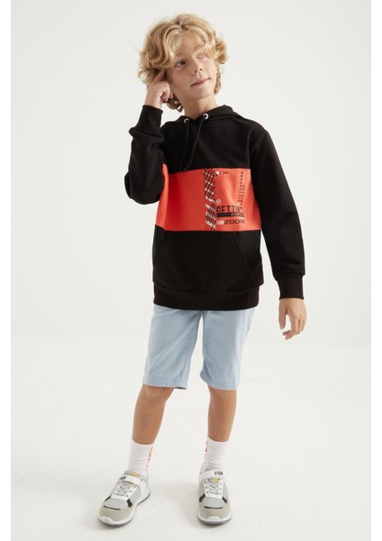 Siyah Nakışlı Kanguru Cepli Kapüşonlu Standart Kalıp Erkek Çocuk Sweatshirt - 11010