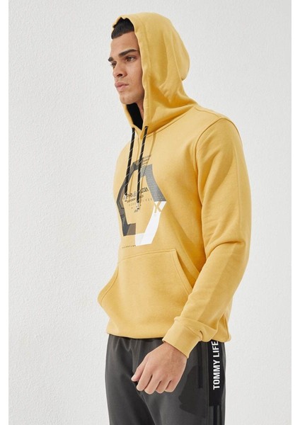 Hardal Geometrik Baskılı Standart Kalıp Kapüşonlu Erkek Sweatshirt - 87870