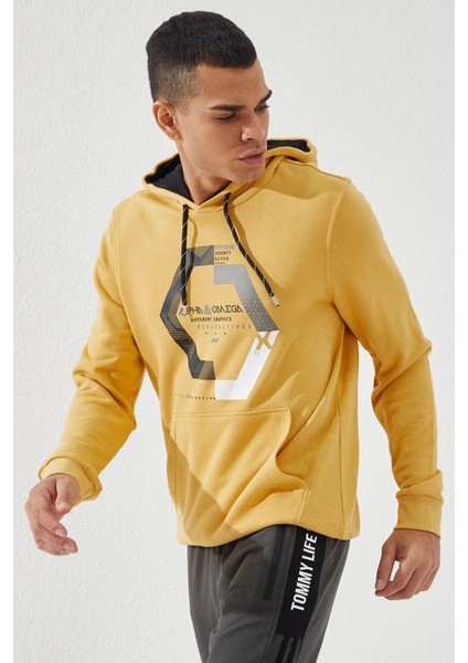 Hardal Geometrik Baskılı Standart Kalıp Kapüşonlu Erkek Sweatshirt - 87870