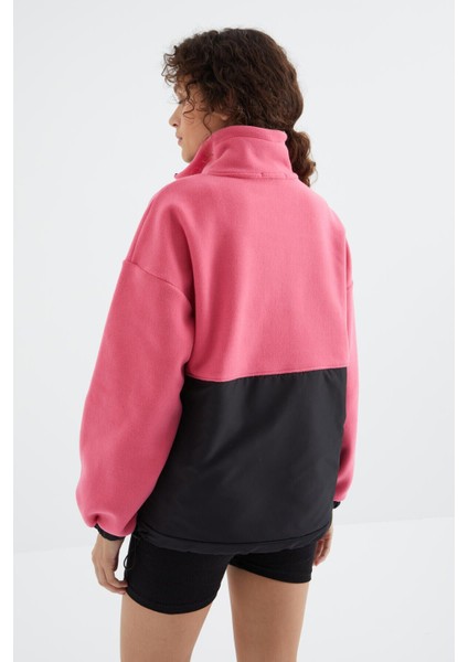 Şeker Pembe Yarım Fermuar Etek Ucu Büzgülü Dik Yaka Oversize Kadın Polar Sweatshirt - 97236
