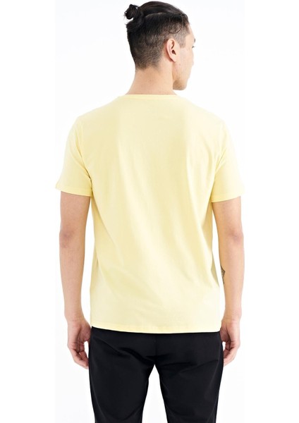 Sarı Yazı Baskılı O Yaka Standart Kalıp Erkek T-shirt - 88170