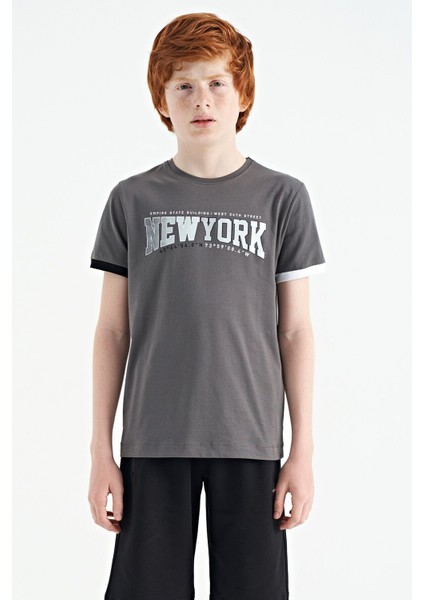 Koyu Gri Yazı Baskılı Standart Kalıp O Yaka Erkek Çocuk T-Shirt - 11105