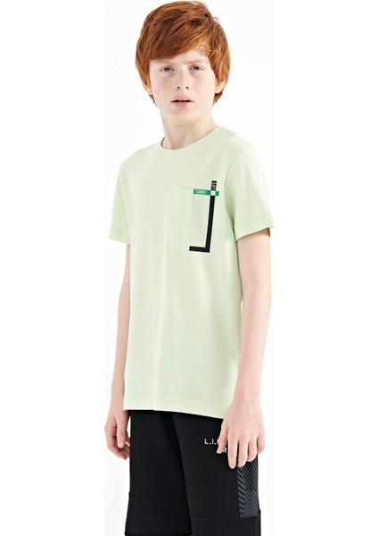 Açık Yeşil Cep Detaylı O Yaka Standart Kalıp Erkek Çocuk T-Shirt - 11120