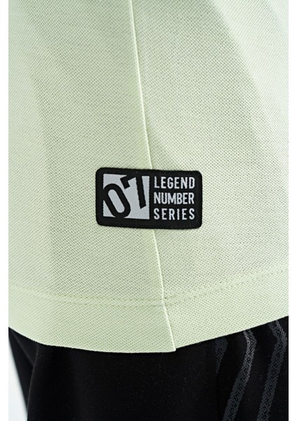 Açık Yeşil Cep Detaylı O Yaka Standart Kalıp Erkek Çocuk T-Shirt - 11120