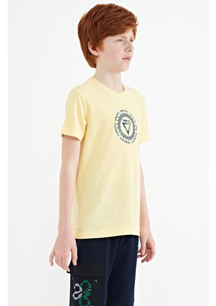Sarı Nakış İşleme Detaylı O Yaka Standart Kalıp Erkek Çocuk T-Shirt - 11115