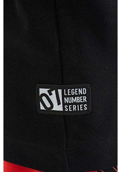 Siyah Cep Detaylı O Yaka Standart Kalıp Erkek Çocuk T-Shirt - 11120