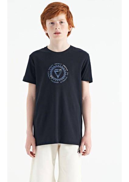 Lacivert Nakış İşleme Detaylı O Yaka Standart Kalıp Erkek Çocuk T-Shirt - 11115