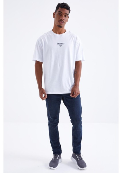 Beyaz Sırt Baskılı O Yaka Erkek Oversize T-shirt - 88091