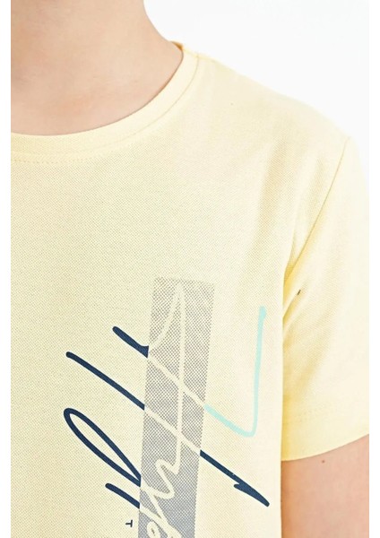 Sarı Yazı Baskılı O Yaka Standart Kalıp Erkek Çocuk T-Shirt - 11119 fiyatları