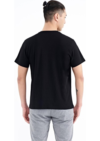 Siyah Yazı Baskılı O Yaka Standart Kalıp Erkek T-shirt - 88201