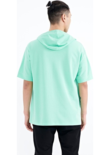 Su Yeşili Kapüşonlu Baskılı Kanguru Cepli Oversize Erkek T-shirt - 88196