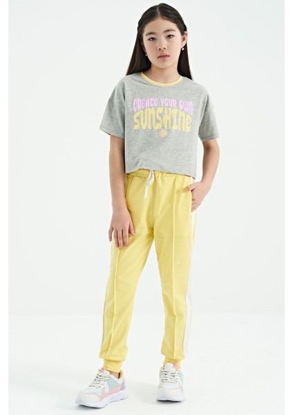 Gri Melanj Renkli Yazı Baskılı O Yaka Oversize Kısa Kollu Kız Çocuk T-Shirt - 75111