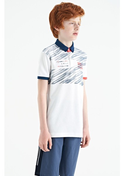 Beyaz Baskı Detaylı Pola Yaka Standart Kalıp Erkek Çocuk T-Shirt - 11161