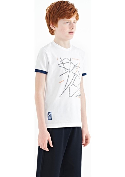 Beyaz Minimal Yazı Baskılı Standart Kalıp O Yaka Erkek Çocuk T-Shirt - 11132