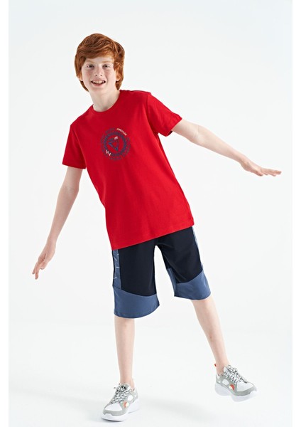 Kırmızı Nakış İşleme Detaylı O Yaka Standart Kalıp Erkek Çocuk T-Shirt - 11115