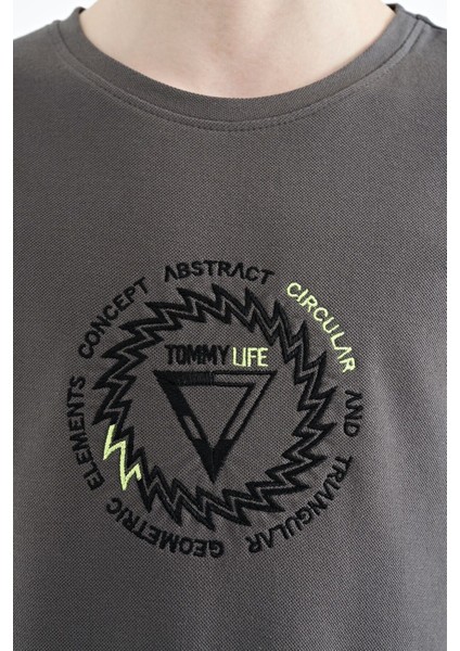 Koyu Gri Nakış İşleme Detaylı O Yaka Standart Kalıp Erkek Çocuk T-Shirt - 11115 indirimleri