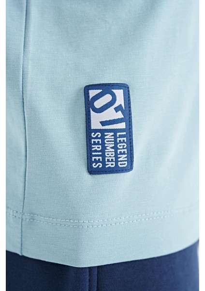 Açık Mavi Minimal Yazı Baskılı Standart Kalıp O Yaka Erkek Çocuk T-Shirt - 11132