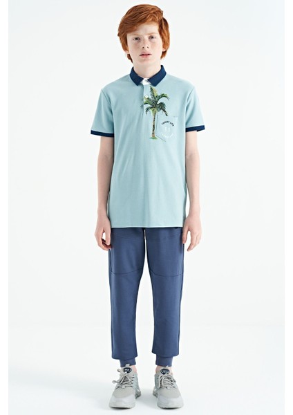 Açık Mavi Baskılı Cep Detaylı Standart Kalıp Polo Yaka Erkek Çocuk T-Shirt - 11144 fırsatları
