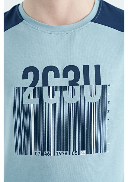 Açık Mavi Baskı Detaylı O Yaka Standart Kalıp Erkek Çocuk T-Shirt - 11157