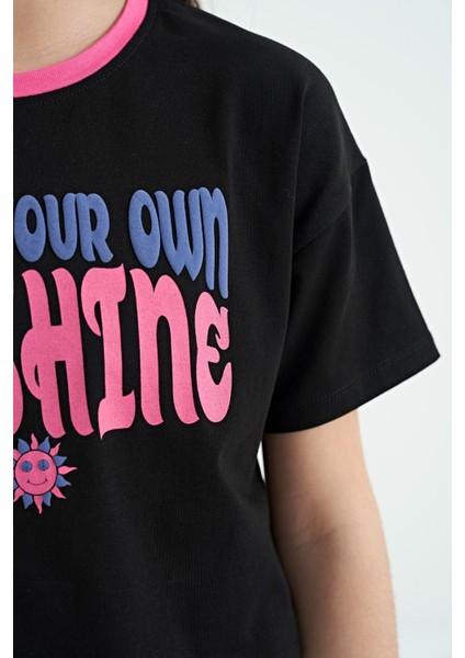 Siyah Renkli Yazı Baskılı O Yaka Oversize Kısa Kollu Kız Çocuk T-Shirt - 75111 indirimleri