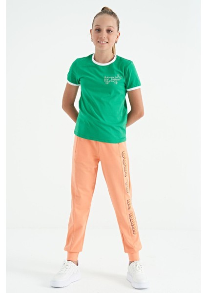 Yeşil Minimal Yazı Baskılı O Yaka Rahat Form Kısa Kollu Kız Çocuk T-Shirt - 75110