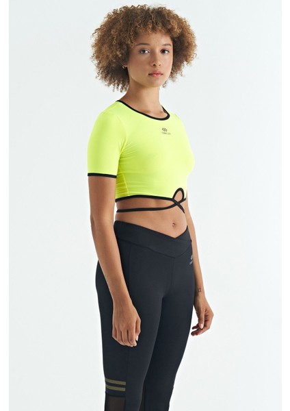 Neon Sarı Bel Bağlama Detaylı O Yaka Standart Kalıp Dalgıç Kumaş Kadın Crop T-Shirt - 97266