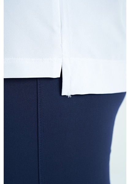 Beyaz O Yaka Baskı Detaylı Oversize Kısa Kol Kadın T-Shirt - 97263
