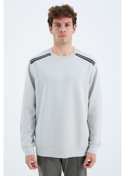 Taş O Yaka Omuz Şerit Detaylı Rahat Kalıp Erkek Sweatshirt - 88279