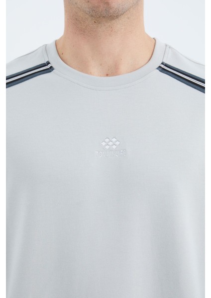 Taş O Yaka Omuz Şerit Detaylı Rahat Kalıp Erkek Sweatshirt - 88279