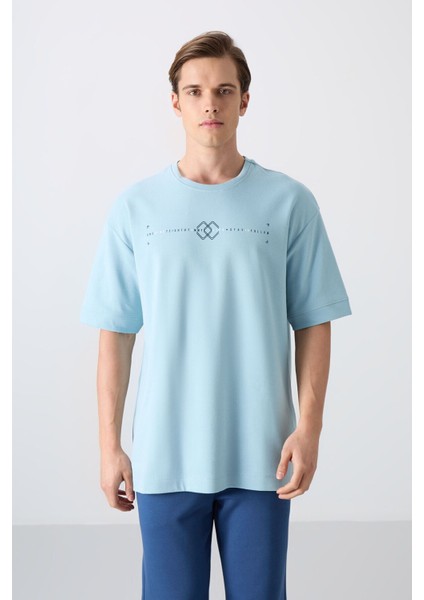 Açık Mavi Pamuklu Kalın Yumuşak Dokulu Oversize Fit Baskılı Erkek T-Shirt - 88323
