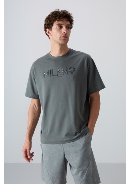 Haki Pamuklu Kalın Yumuşak Dokulu Oversize Fit Baskılı Erkek T-Shirt - 88345