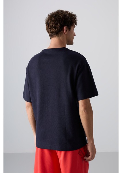 Lacivert Pamuklu Kalın Yüzeyi Dokulu Oversize Fit Basic Erkek T-Shirt - 88341
