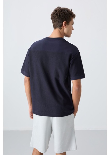 Lacivert Pamuklu Kalın Yüzeyi Dokulu Oversize Fit Basic Erkek T-Shirt - 88340