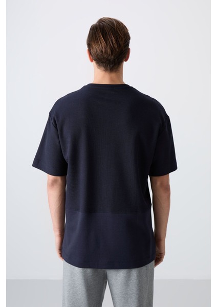 Lacivert Pamuklu Kalın Yüzeyi Dokulu Oversize Fit Basic Erkek T-Shirt - 88337