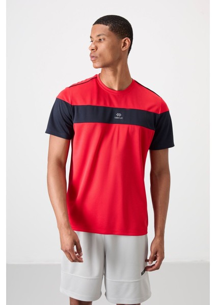 Kırmızı Polyester Nefes Alan Dokulu İnce Esnek Standart Fit Erkek Performans T-Shirt - 88396