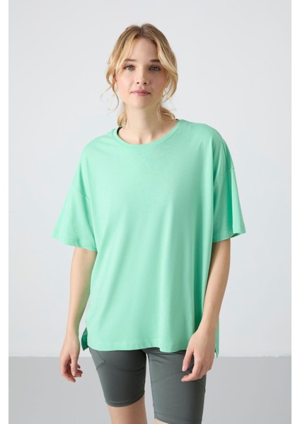 Su Yeşili Penye Modal Yumuşak Tuşeli Oversize Fit Basic Kadın T-Shirt- 97285