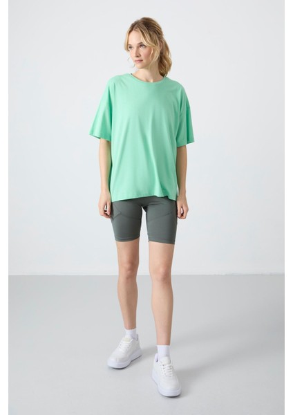 Su Yeşili Penye Modal Yumuşak Tuşeli Oversize Fit Basic Kadın T-Shirt- 97285