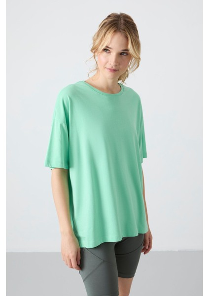 Su Yeşili Penye Modal Yumuşak Tuşeli Oversize Fit Basic Kadın T-Shirt- 97285