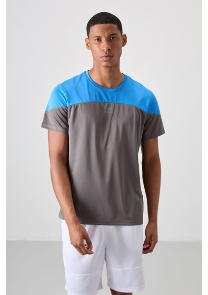 Koyu Gri Polyester Nefes Alan Dokulu İnce Esnek Standart Fit Erkek Performans T-Shirt - 88386