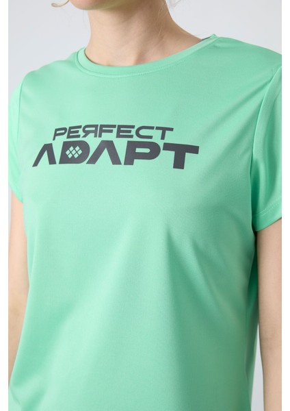 Su Yeşili Polyester Nefes Alan Dokulu İnce Esnek Standart Fit Performans Kadın T-Shirt - 97283