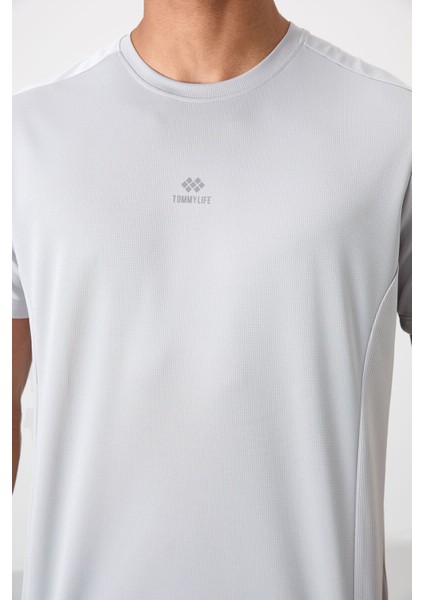 Gri Polyester Nefes Alan Dokulu İnce Esnek Standart Fit Erkek Performans T-Shirt - 88390